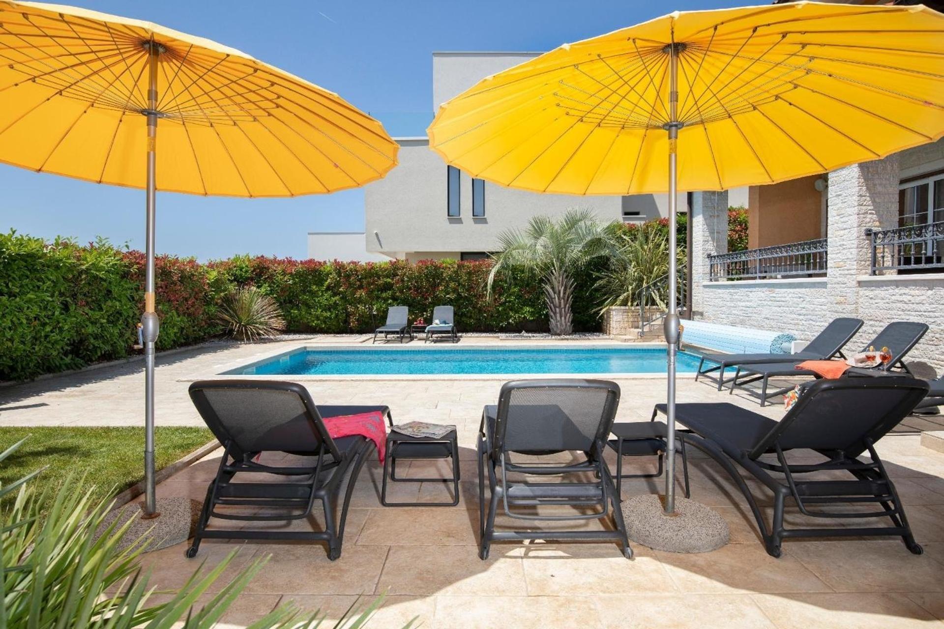 Ferienhaus In Pomer Mit Privatem Beheizten Pool Und Meerblick Dış mekan fotoğraf