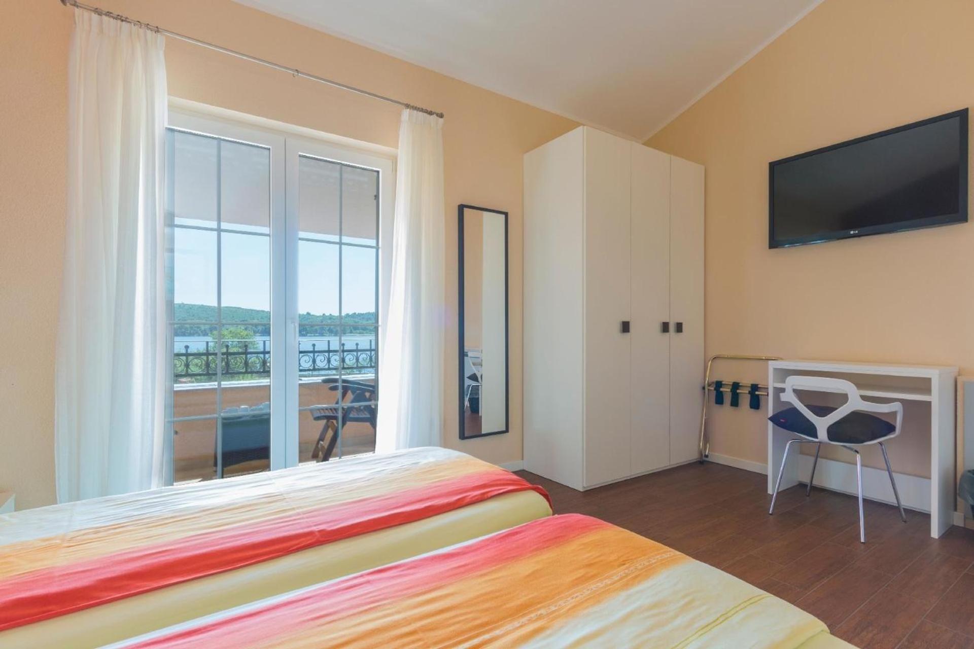 Ferienhaus In Pomer Mit Privatem Beheizten Pool Und Meerblick Dış mekan fotoğraf