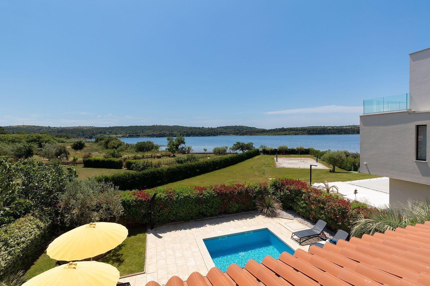 Ferienhaus In Pomer Mit Privatem Beheizten Pool Und Meerblick Dış mekan fotoğraf